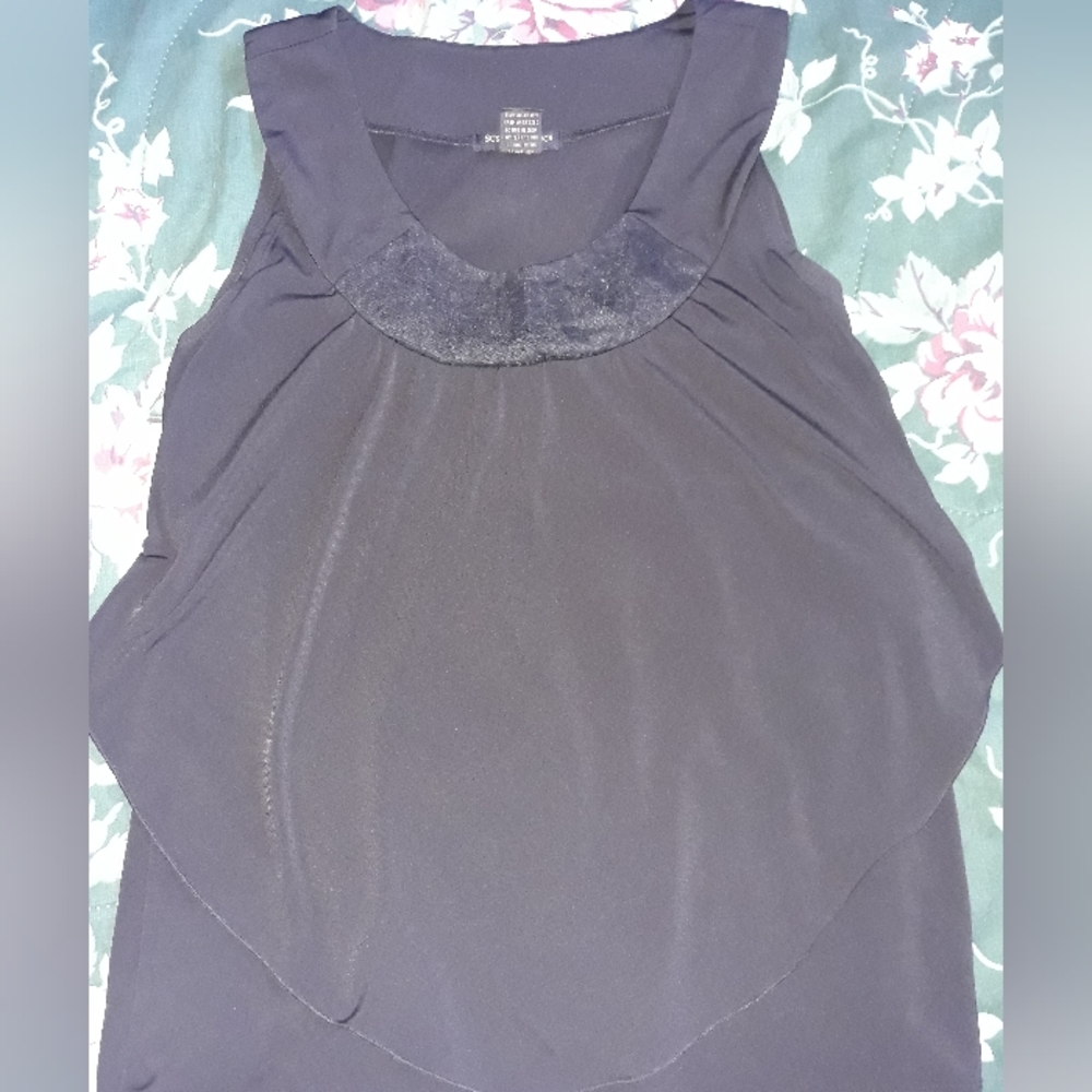 Susan Lawrence Black Sleeveless Top